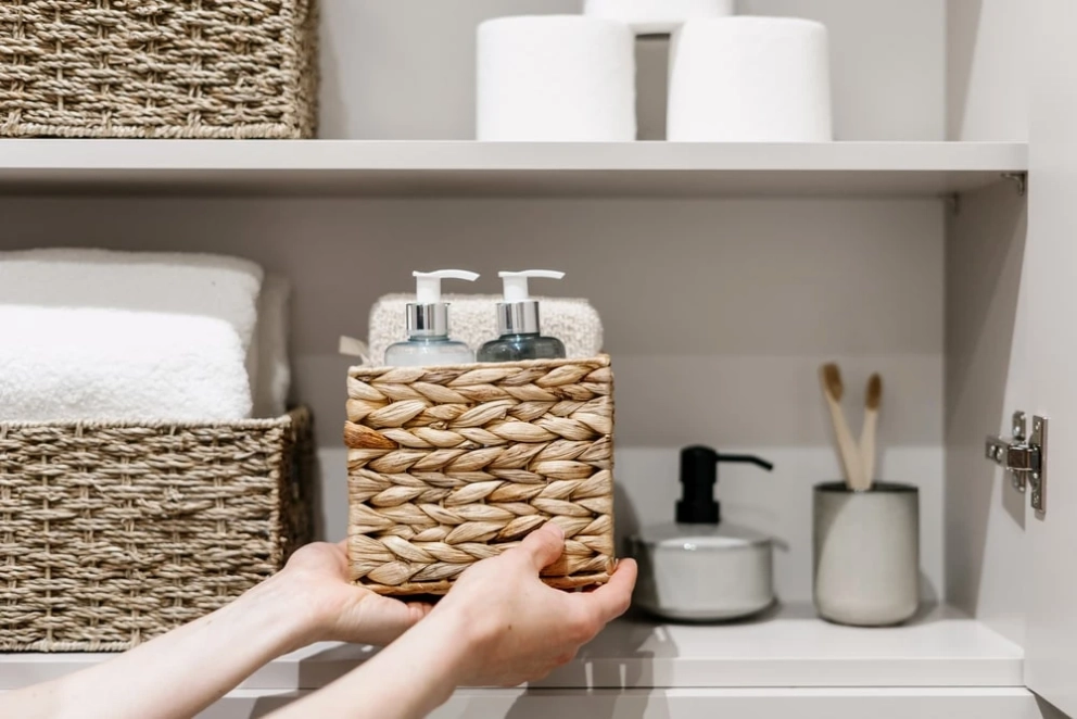 can you keep perfume in the bathroom