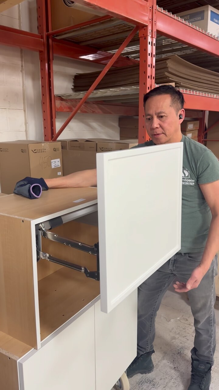 cut2size expert checking flip up cabinet door mechanism