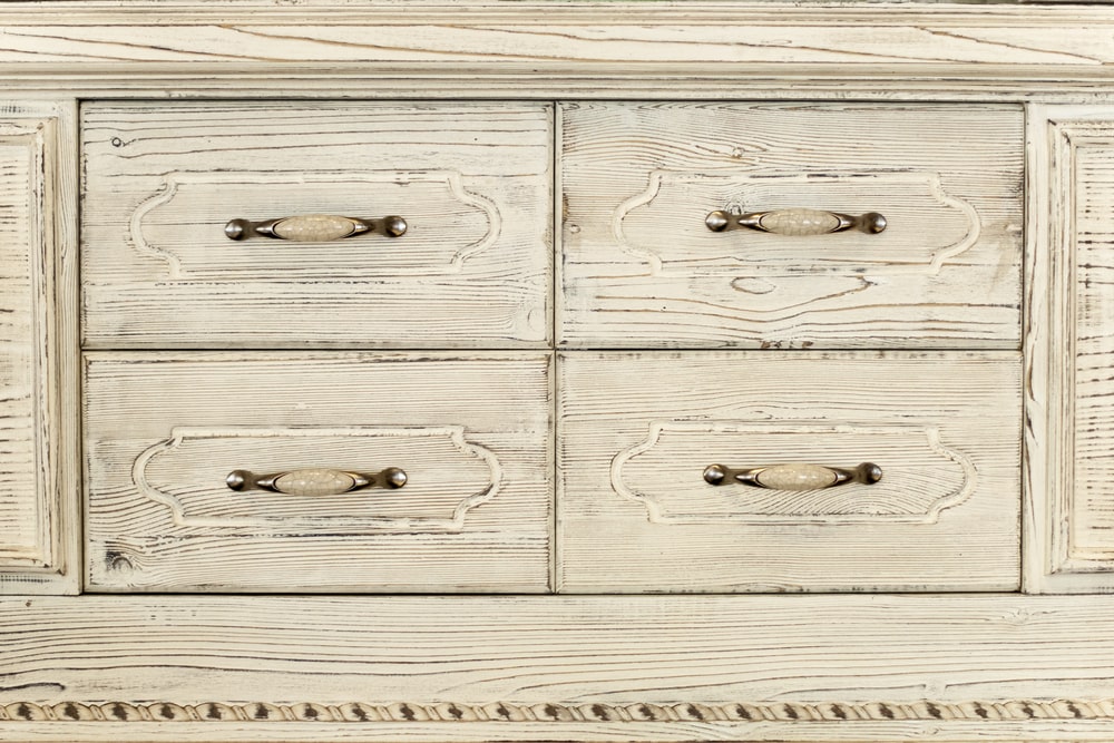 shabby style kitchen drawers with hardware