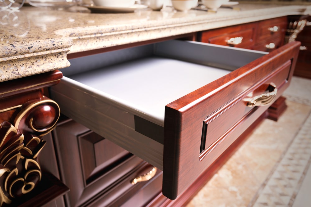 half-blind dovetail drawer