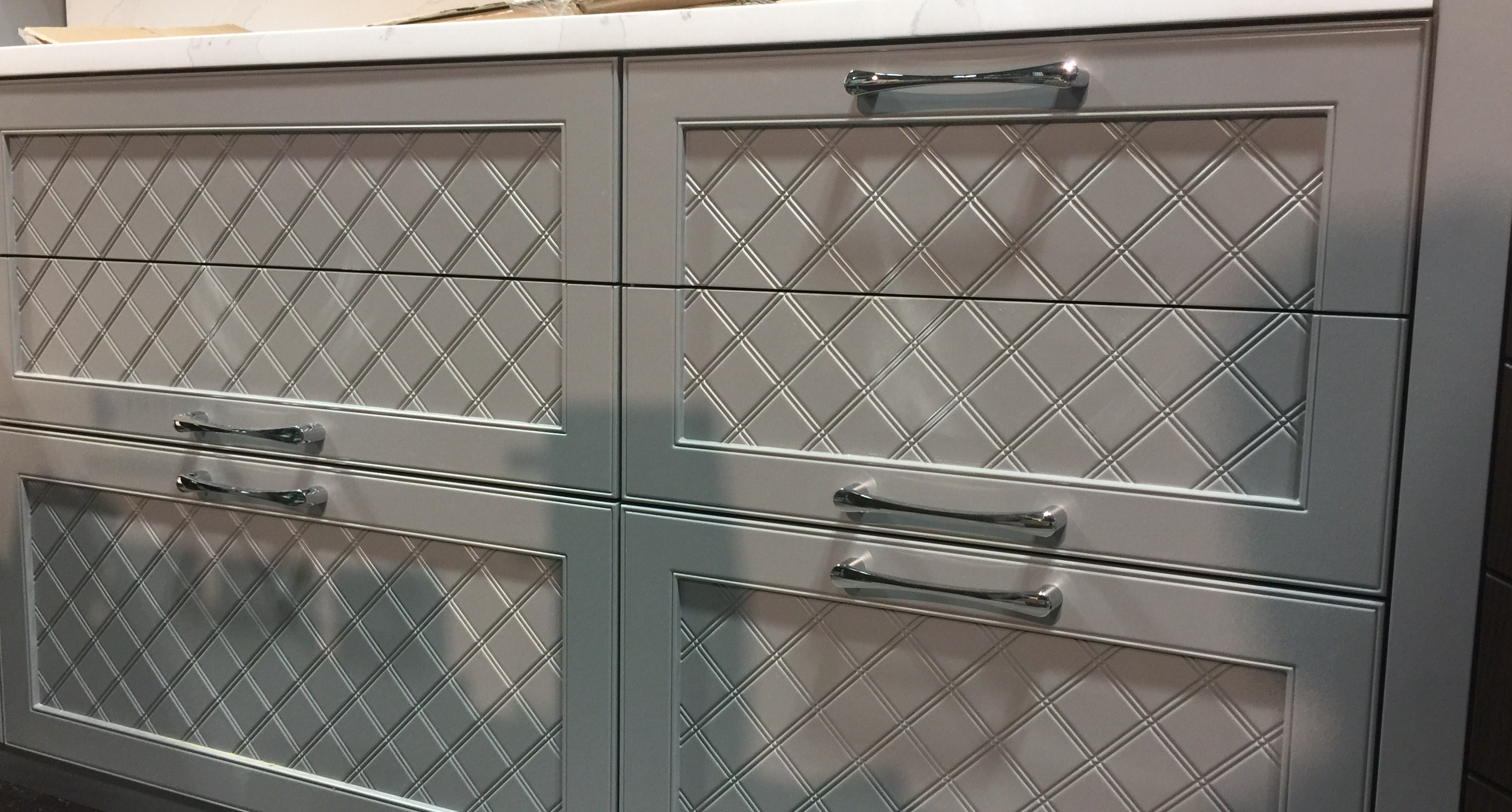 Gray Kitchen Fronts